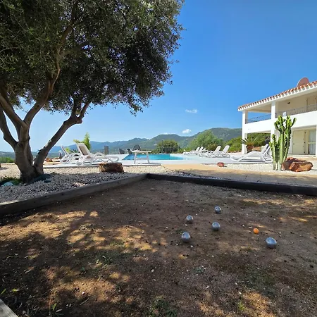 Luxury Bellavista - Exclusive Use Villa Tertenìa