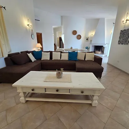 Luxury Bellavista - Exclusive Use Villa Tertenìa