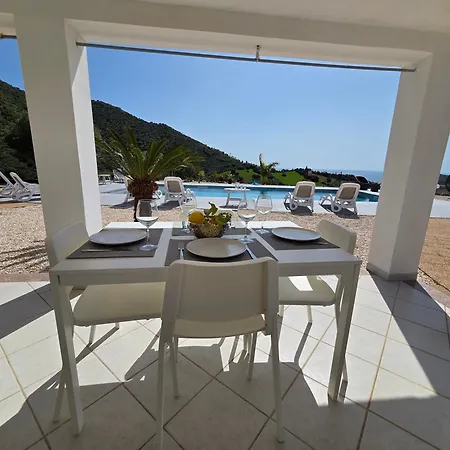 Luxury Bellavista - Exclusive Use Тертения